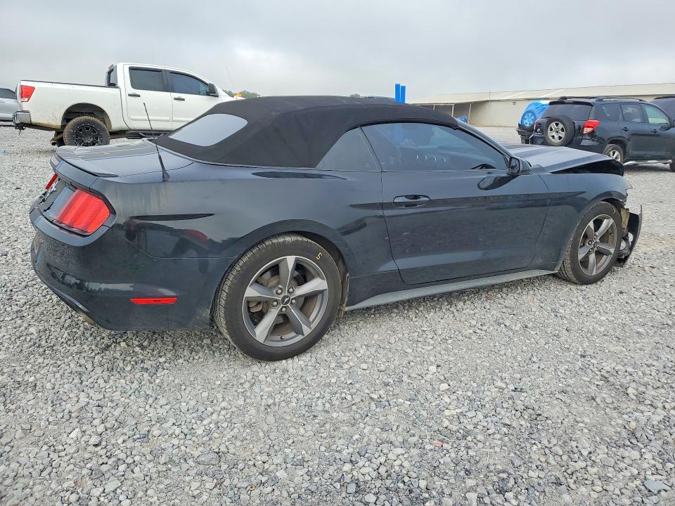 59728986 :رقم المزاد ، 1FATP8EM6F5333128 vin ، 2015 Ford Mustang مزاد بيع