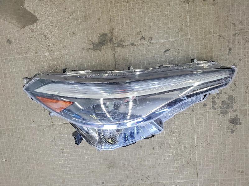 2024 Toyota Corolla Cross მანქანა იყიდება აუქციონზე, vin: 7MUDAABG1RV080343, აუქციონის ნომერი: 59306826