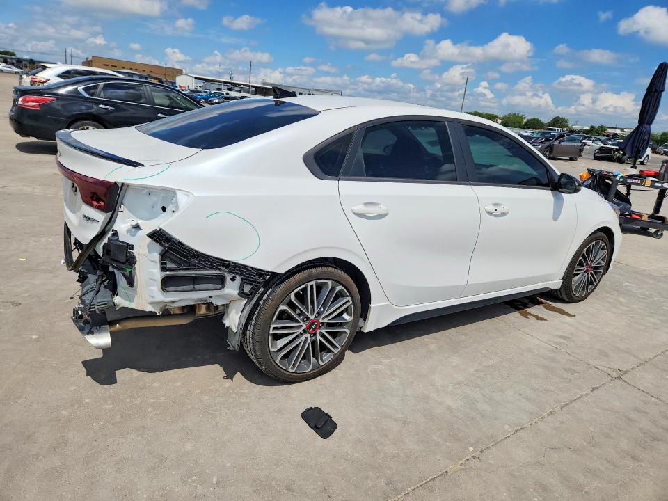 2023 Kia Forte მანქანა იყიდება აუქციონზე, vin: 3KPF44AC8PE598242, აუქციონის ნომერი: 85986985