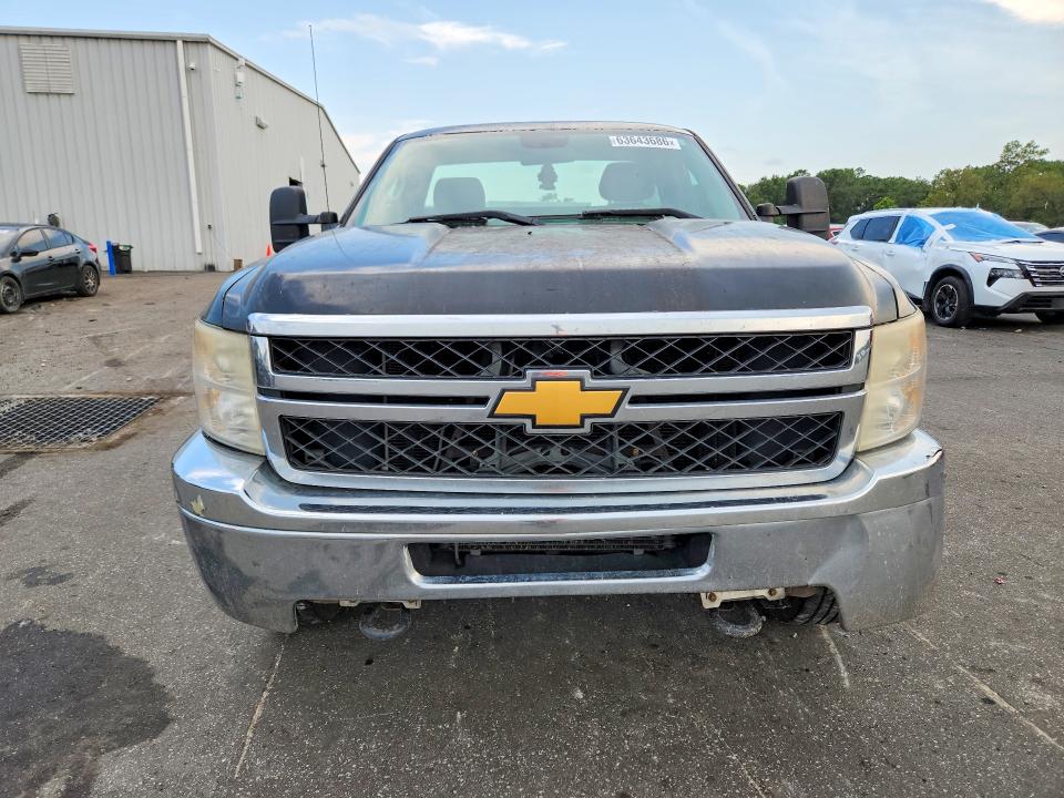 63643686 :رقم المزاد ، 1GB0CVCG9DF110856 vin ، 2013 Chevrolet Silverado مزاد بيع