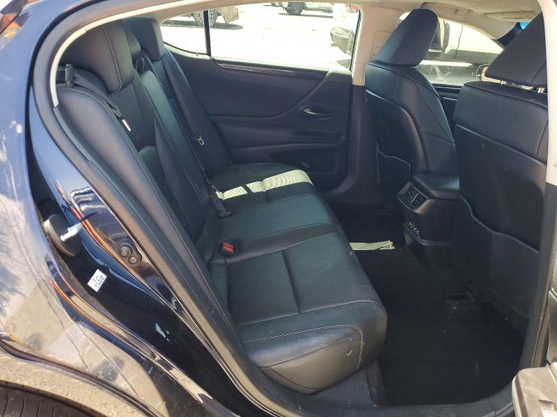 62633836 :رقم المزاد ، JTHBZ1B18K2002191 vin ، 2019 Lexus Es مزاد بيع