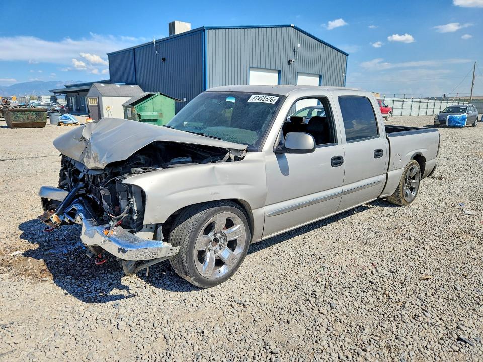 62482526 :رقم المزاد ، 2GTEC13T141322455 vin ، 2004 Gmc New Sierra مزاد بيع