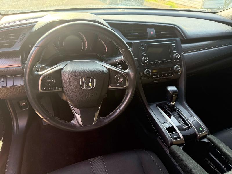 2017 Honda Civic მანქანა იყიდება აუქციონზე, vin: SHHFK7H46HU204690, აუქციონის ნომერი: 60219676