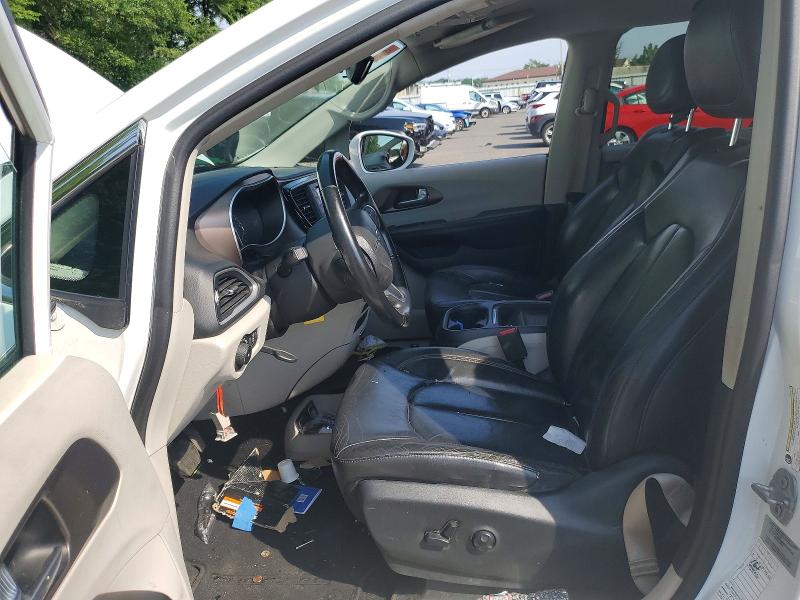 60229946 :رقم المزاد ، 2C4RC1BG9HR621771 vin ، 2017 Chrysler Pacifica مزاد بيع