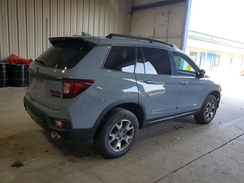 62446786 :رقم المزاد ، 5FNYF8H66NB024725 vin ، 2022 Honda Passport مزاد بيع