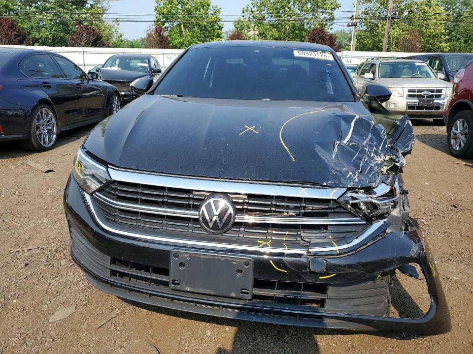 Auction sale of the 2023 Volkswagen Jetta, vin: 3VWEM7BU7PM042348, lot number: 60923126