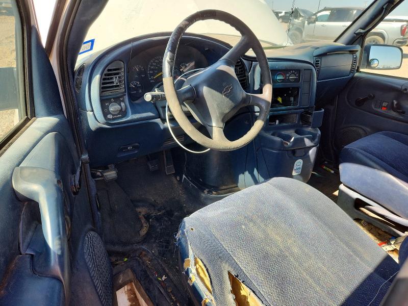 55060606 :رقم المزاد ، 1GCDM19X83B134260 vin ، 2003 Chevrolet Astro مزاد بيع