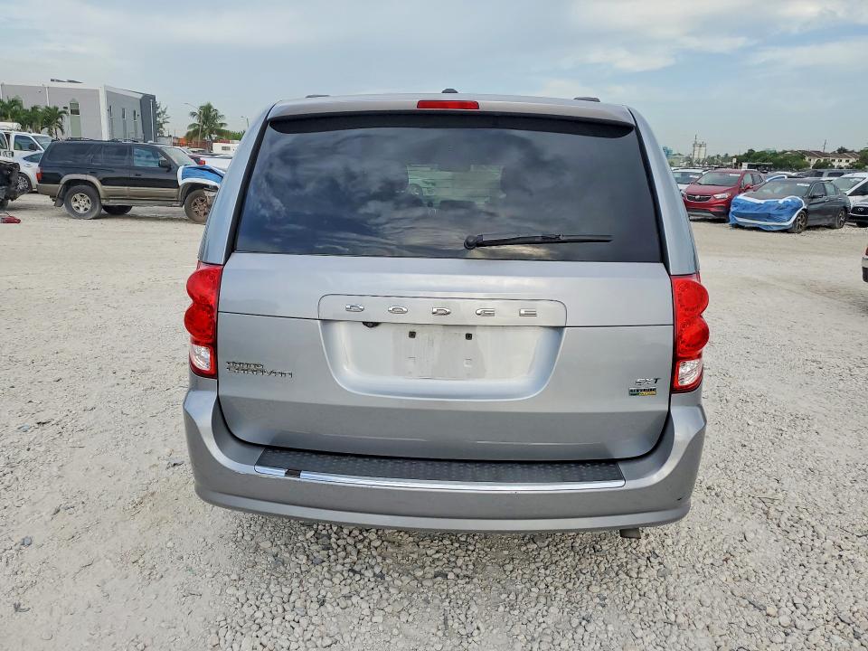 61077106 :رقم المزاد ، 2C4RDGCG1KR797817 vin ، 2019 Dodge Grand Caravan مزاد بيع