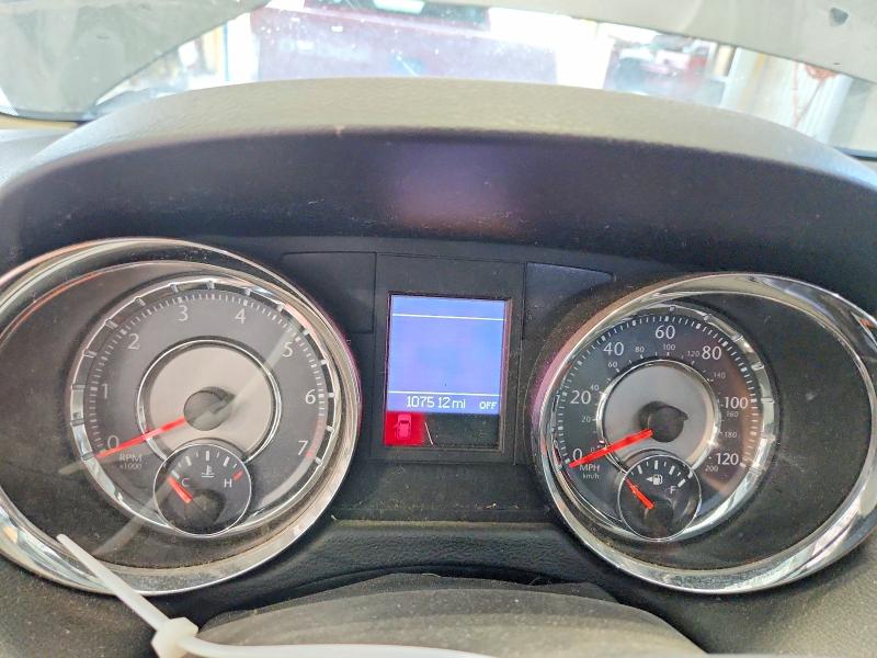 61762616 :رقم المزاد ، 2C4RC1CG0FR646585 vin ، 2015 Chrysler Town & Country مزاد بيع