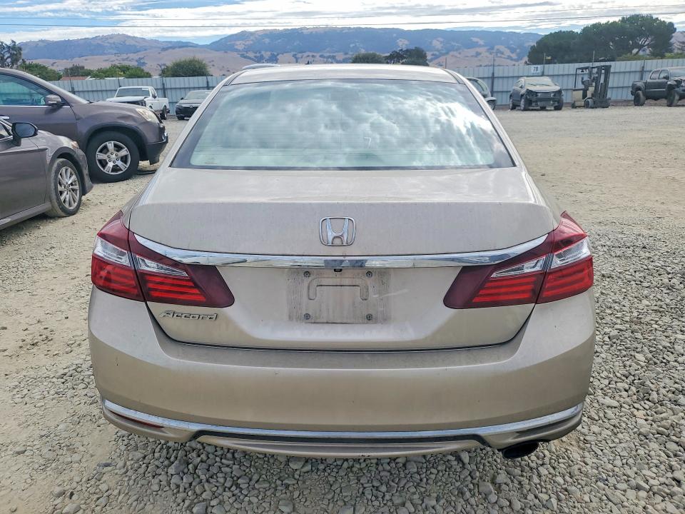 2016 Honda Accord მანქანა იყიდება აუქციონზე, vin: 1HGCR2F33GA067262, აუქციონის ნომერი: 59174976