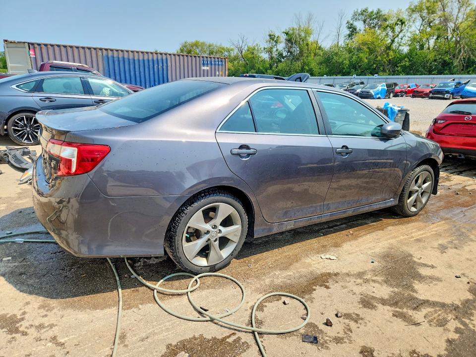 62634996 :رقم المزاد ، 4T1BF1FK9EU870671 vin ، 2014 Toyota Camry مزاد بيع
