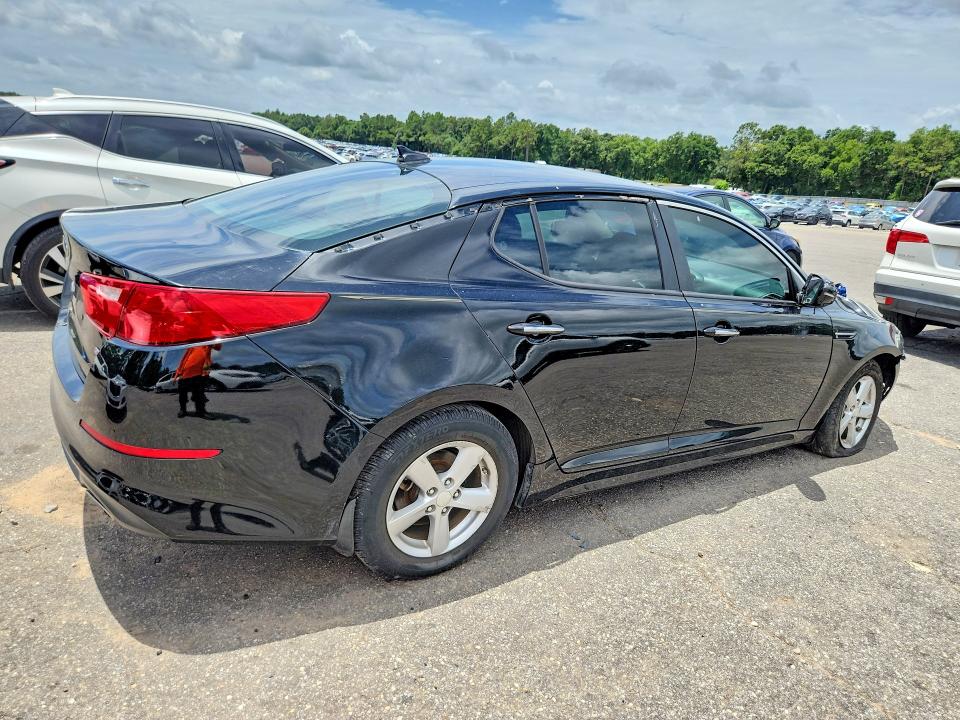 60886106 :رقم المزاد ، 5XXGM4A72FG419688 vin ، 2015 Kia Optima مزاد بيع