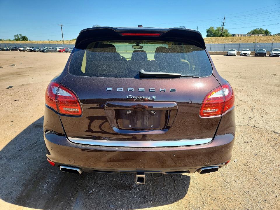 Продаж на аукціоні авто 2014 Porsche Cayenne, vin: WP1AE2A22ELA51294, номер лоту: 60876056