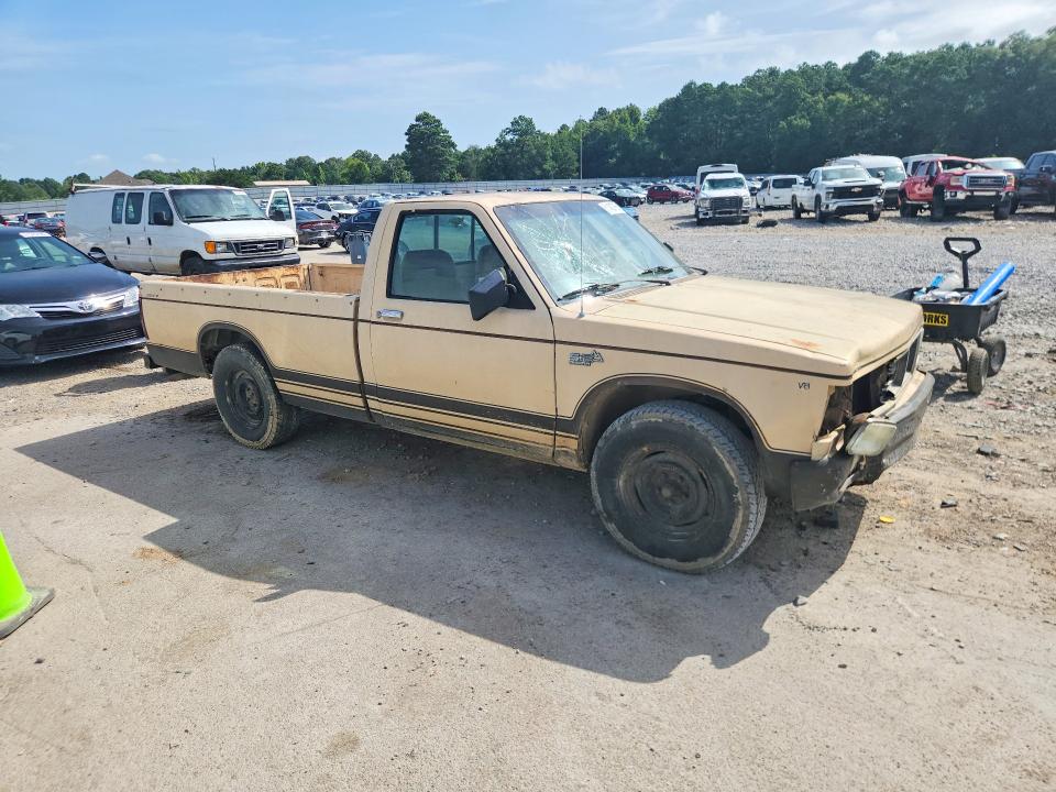 61430796 :رقم المزاد ، 1GTCS14B1D2513776 vin ، 1983 Gmc S Truck مزاد بيع