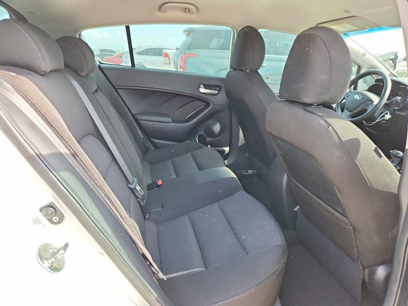 Auction sale of the 2017 Kia Forte5, vin: KNAFK5A86H5721702, lot number: 62844456