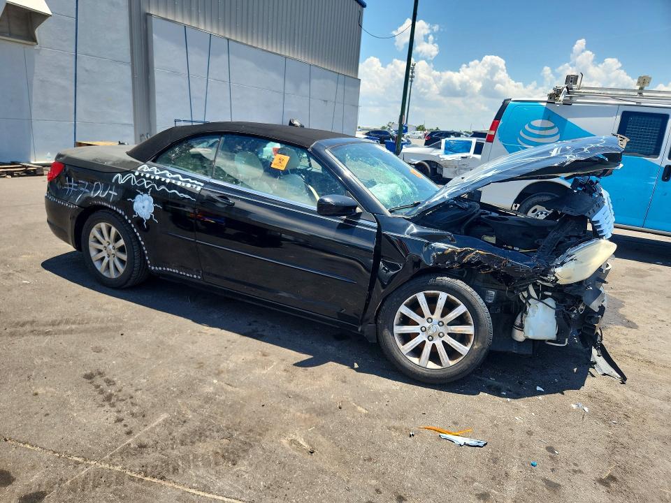 59609416 :رقم المزاد ، 1C3BCBEG4DN659522 vin ، 2013 Chrysler 200 مزاد بيع