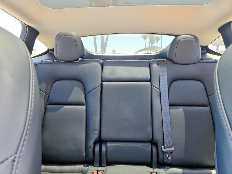 Продажа на аукционе авто 2023 Tesla Model Y, vin: 7SAYGDEE8PF918877, номер лота: 59914676