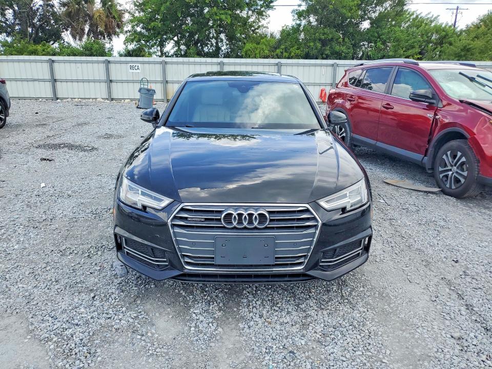 61782326 :رقم المزاد ، WAUENAF49HN027054 vin ، 2017 Audi A4 مزاد بيع