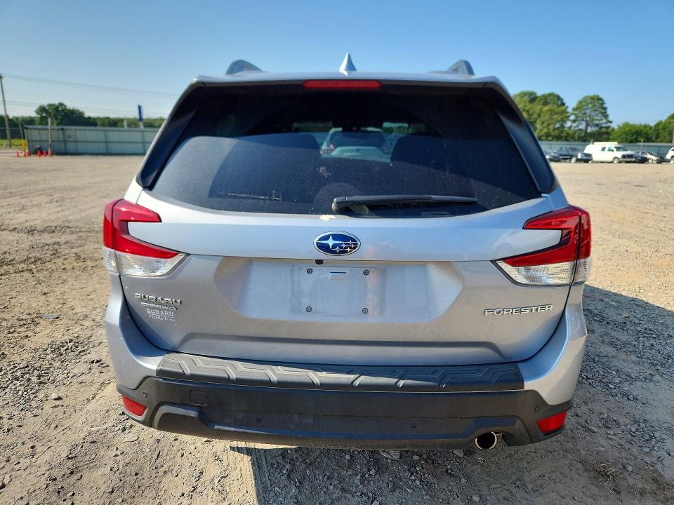 62495796 :رقم المزاد ، JF2SKAUC1LH566303 vin ، 2020 Subaru Forester مزاد بيع