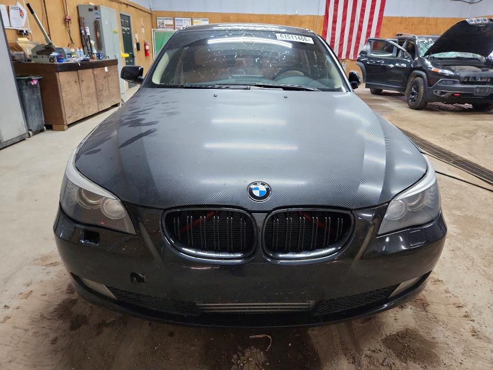 61511466 :رقم المزاد ، WBANV9C55AC137029 vin ، 2010 Bmw 535 مزاد بيع