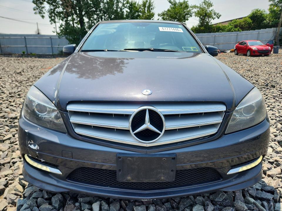 61771446 :رقم المزاد ، WDDGF8BB2BR183268 vin ، 2011 Mercedes-benz C مزاد بيع