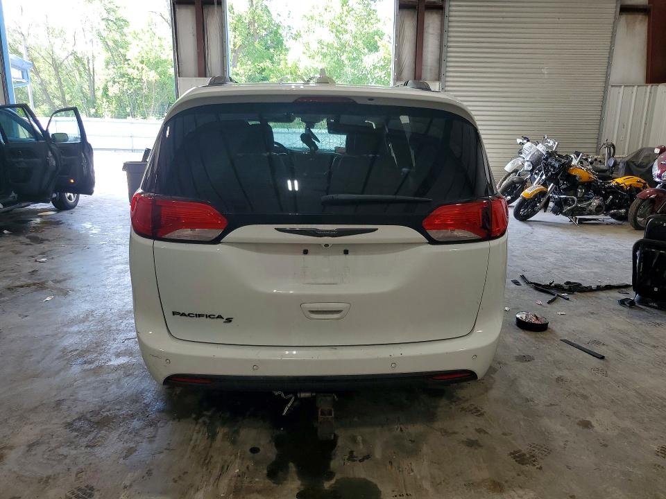 Продаж на аукціоні авто 2018 Chrysler Pacifica, vin: 2C4RC1EG3JR227619, номер лоту: 59769866