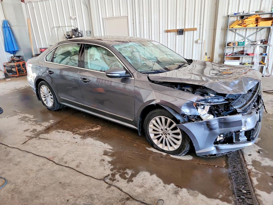 2016 Volkswagen Passat მანქანა იყიდება აუქციონზე, vin: 1VWBT7A37GC013304, აუქციონის ნომერი: 59820856