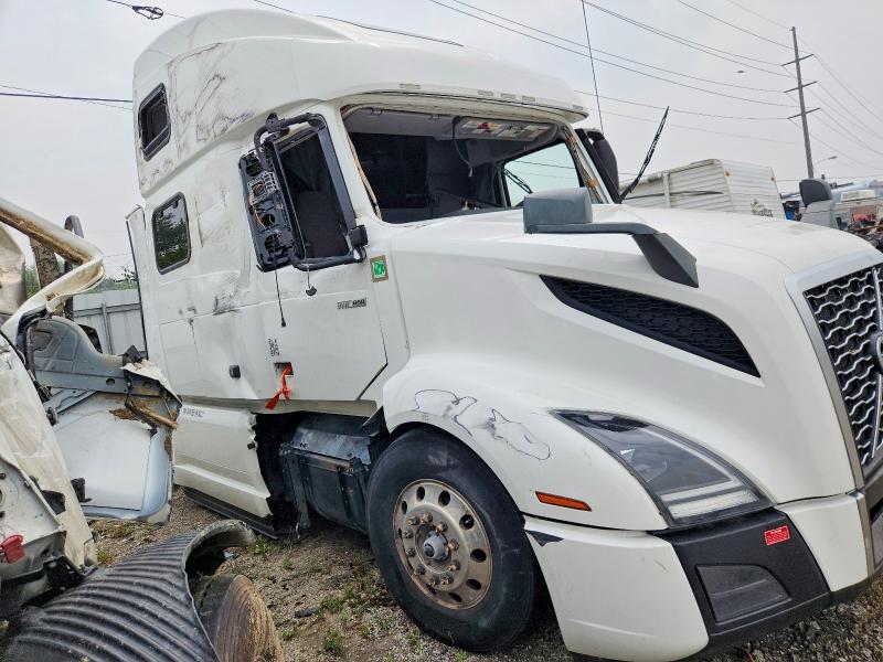 Продажа на аукционе авто 2024 Volvo Vn, vin: 4V4NC9EH2RN340237, номер лота: 61425586