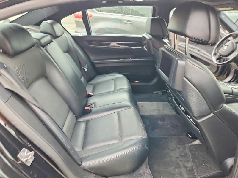 60263596 :رقم المزاد ، WBAKB8C58CC964970 vin ، 2012 Bmw 750 مزاد بيع
