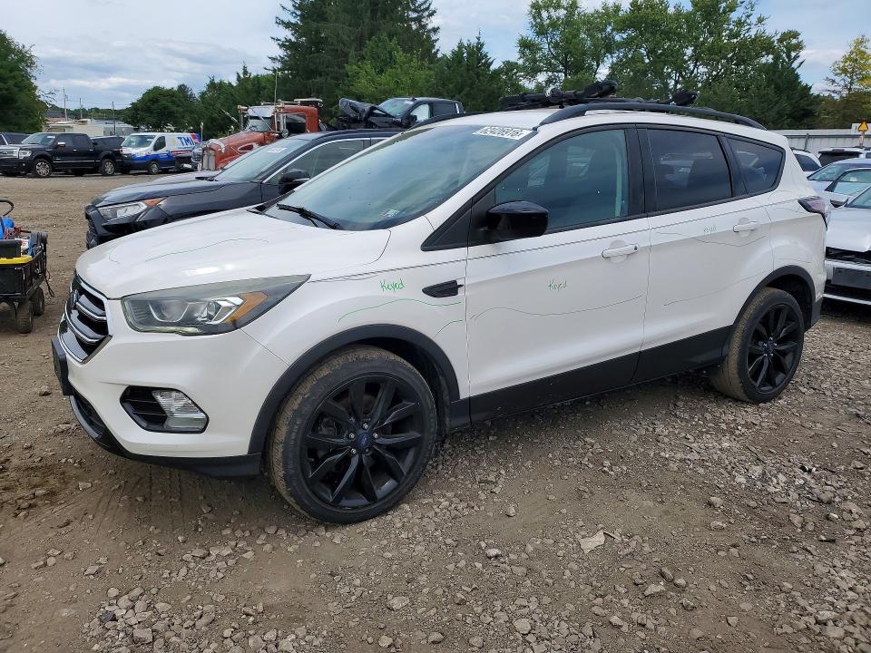 Aukcja sprzedaży 2017 Ford Escape, vin: 1FMCU9GD1HUC91896, numer aukcji: 62426916