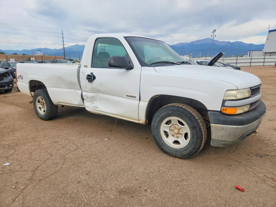 2000 Chevrolet Silverado მანქანა იყიდება აუქციონზე, vin: 1GCEK14TXYE212350, აუქციონის ნომერი: 59682376