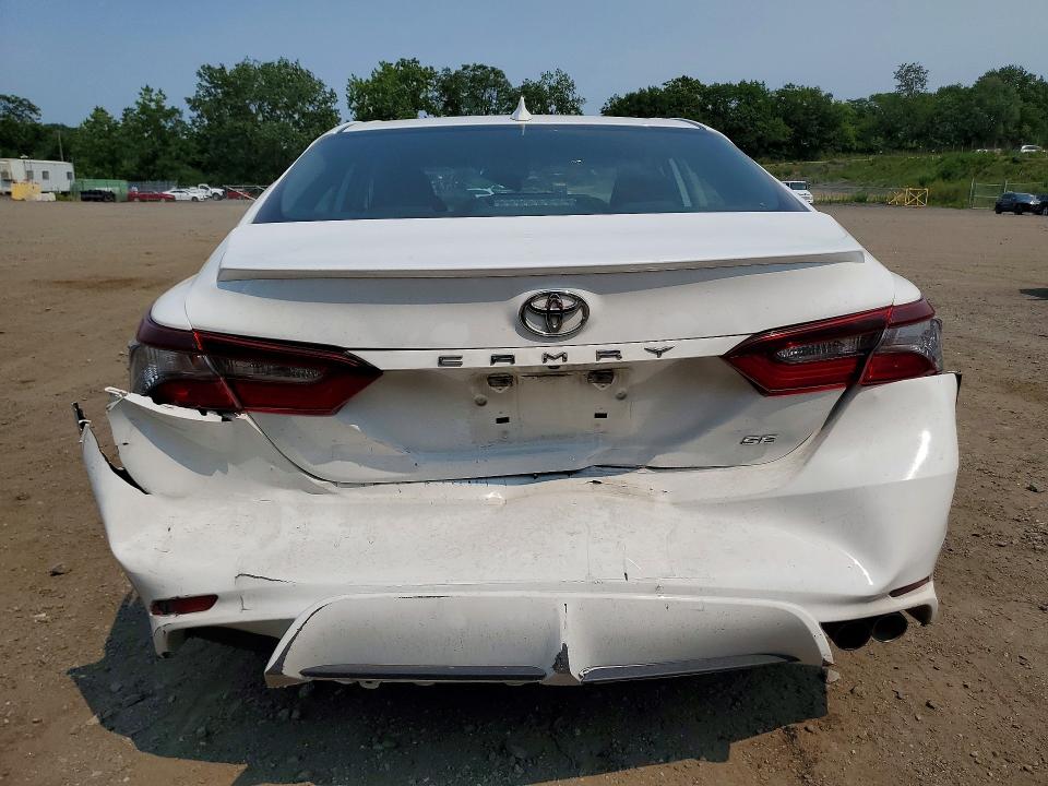 2021 Toyota Camry მანქანა იყიდება აუქციონზე, vin: 4T1G11AK6MU534079, აუქციონის ნომერი: 60994286