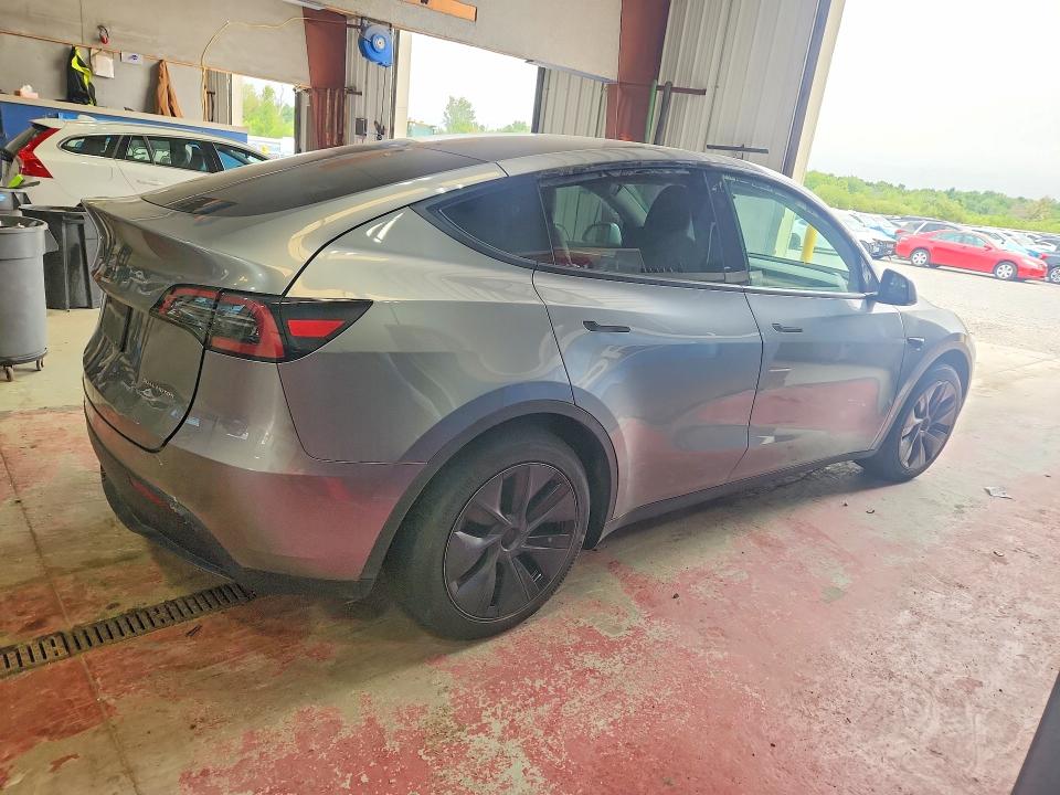 Продажа на аукционе авто 2025 Tesla Model Y, vin: 7SAYGAEE8SF229297, номер лота: 78320145