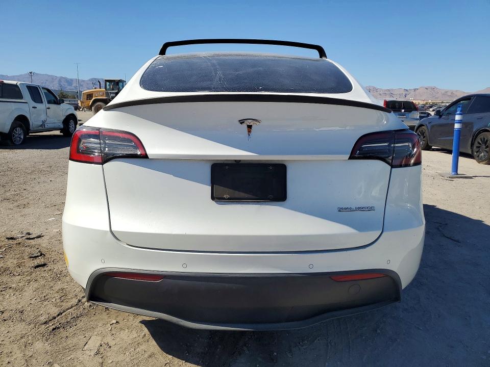 63513556 :رقم المزاد ، 7SAYGDEF3NF416347 vin ، 2022 Tesla Model Y مزاد بيع