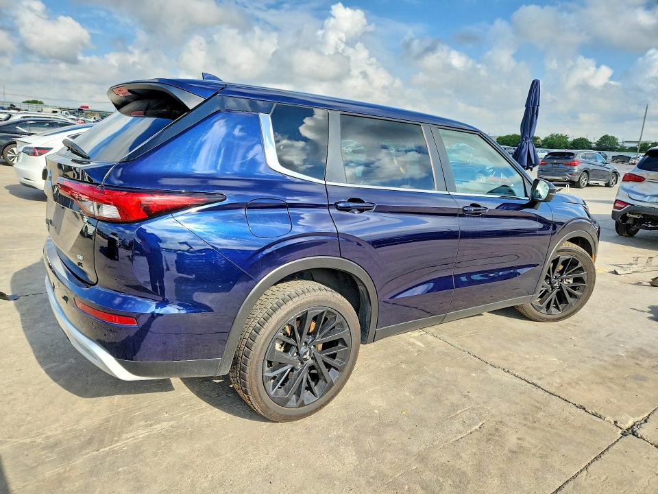 Продаж на аукціоні авто 2022 Mitsubishi Outlander, vin: JA4J4UA85NZ085791, номер лоту: 61031456