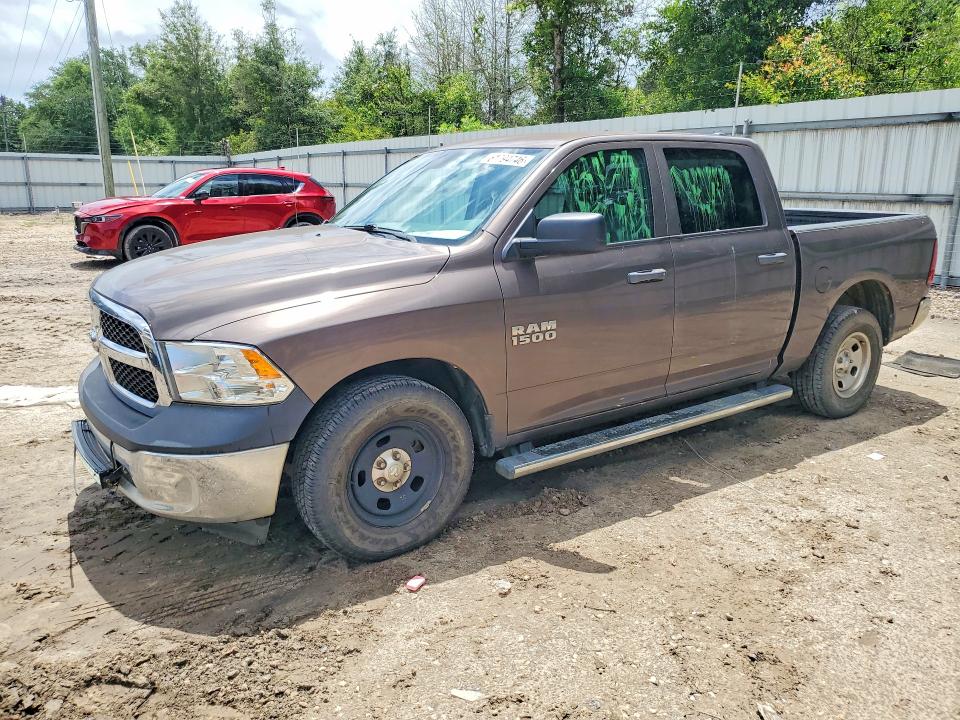 61794746 :رقم المزاد ، 1C6RR6KG4JS120004 vin ، 2018 Ram 1500 مزاد بيع