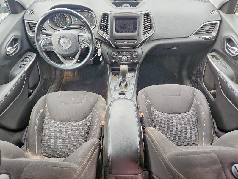 61748836 :رقم المزاد ، 1C4PJLCB7KD215560 vin ، 2019 Jeep Cherokee مزاد بيع