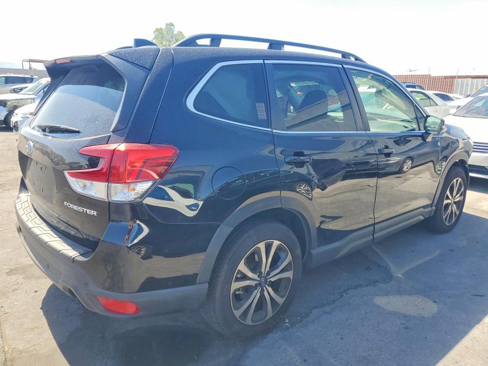 Продажа на аукционе авто 2022 Subaru Forester, vin: JF2SKAPC8NH523379, номер лота: 59139726