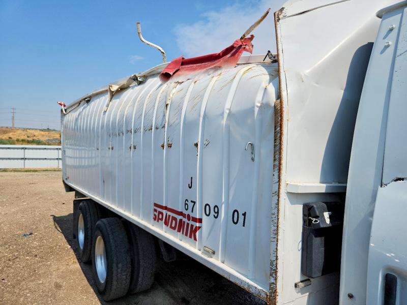 2004 Sterling Truck Acterra მანქანა იყიდება აუქციონზე, vin: 2FWBCGDC24AM32290, აუქციონის ნომერი: 62527696