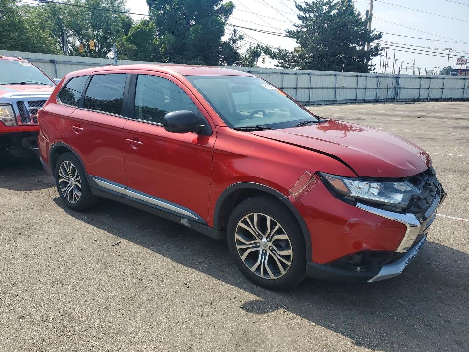 Продаж на аукціоні авто 2018 Mitsubishi Outlander, vin: JA4AD2A30JZ059988, номер лоту: 61284996