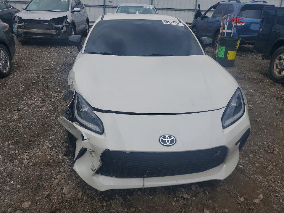 2022 Toyota Gr 86 მანქანა იყიდება აუქციონზე, vin: JF1ZNBF12N8753581, აუქციონის ნომერი: 62971436