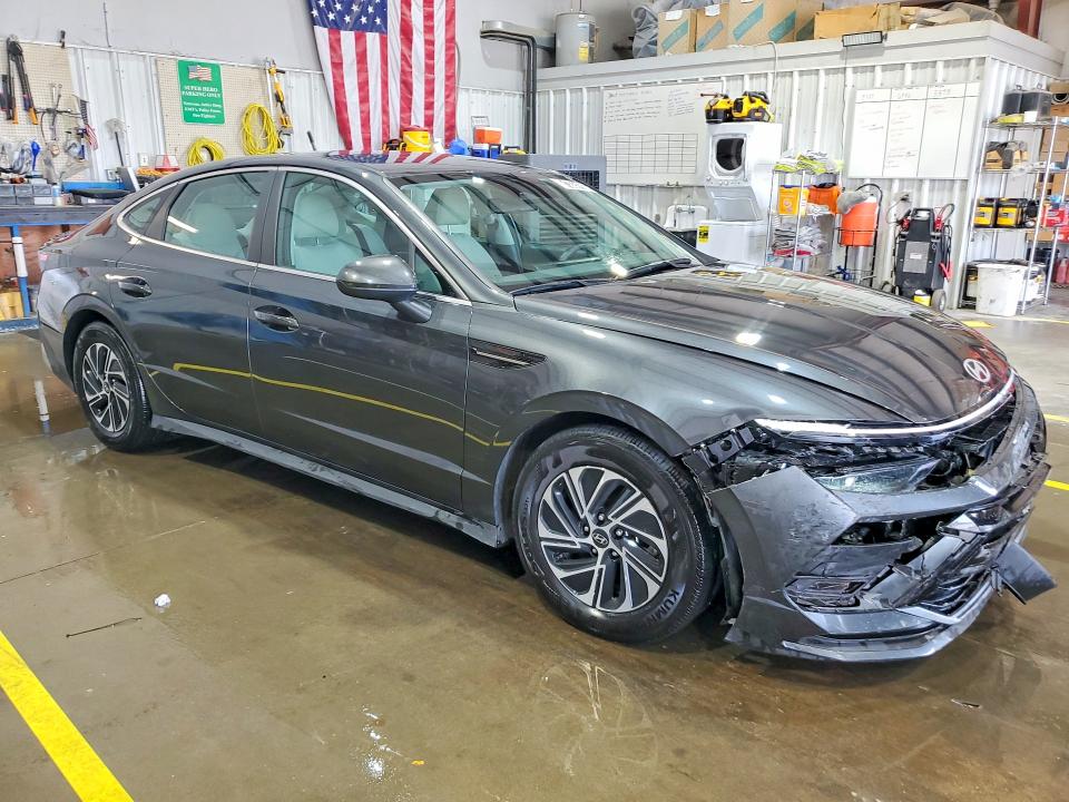 Продаж на аукціоні авто 2026 Hyundai Sonata Hybrid, vin: KMHL24JJ5TA145681, номер лоту: 61355196