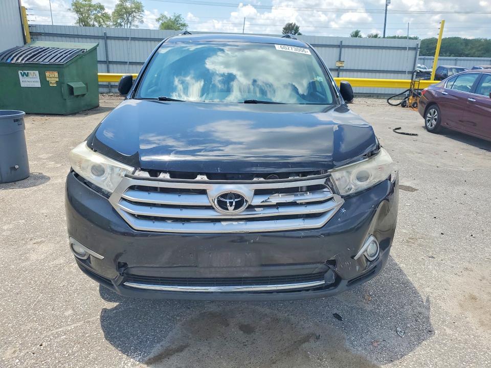 Продажа на аукционе авто 2013 Toyota Highlander, vin: 5TDBK3EH4DS224636, номер лота: 60273006