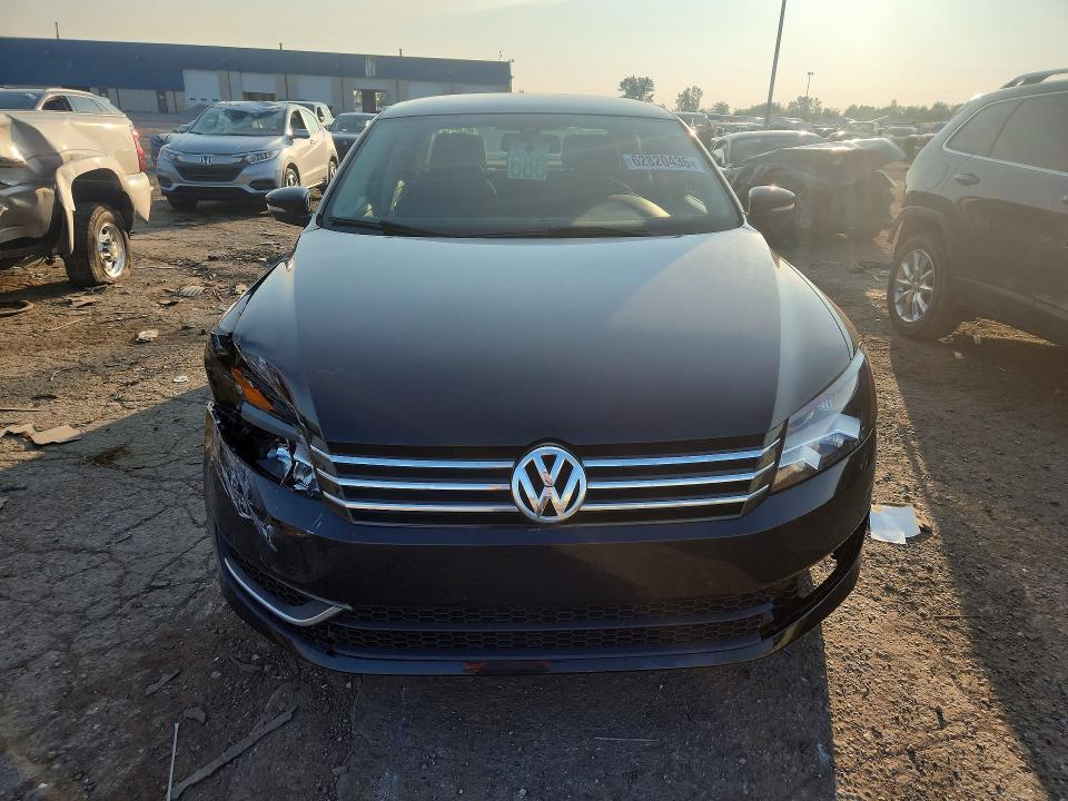 Продажа на аукционе авто 2015 Volkswagen Passat, vin: 1VWAS7A38FC081124, номер лота: 62820436