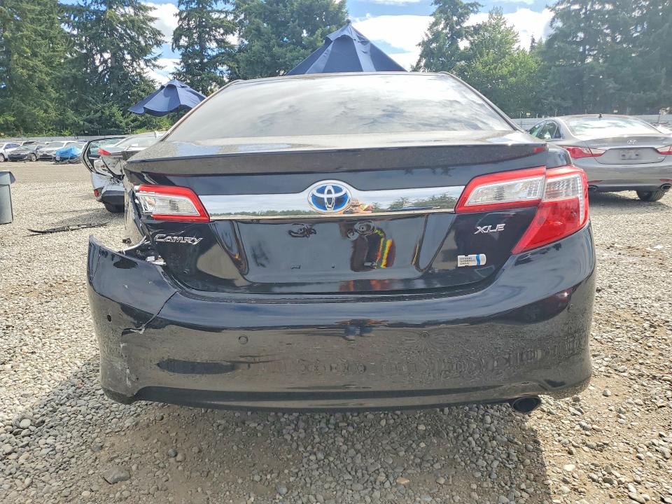 2014 Toyota Camry Hybrid მანქანა იყიდება აუქციონზე, vin: 4T1BD1FK3EU124481, აუქციონის ნომერი: 62667796