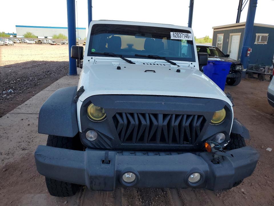 2015 Jeep Wrangler Unlimited მანქანა იყიდება აუქციონზე, vin: 1C4BJWDG3FL706161, აუქციონის ნომერი: 62837146