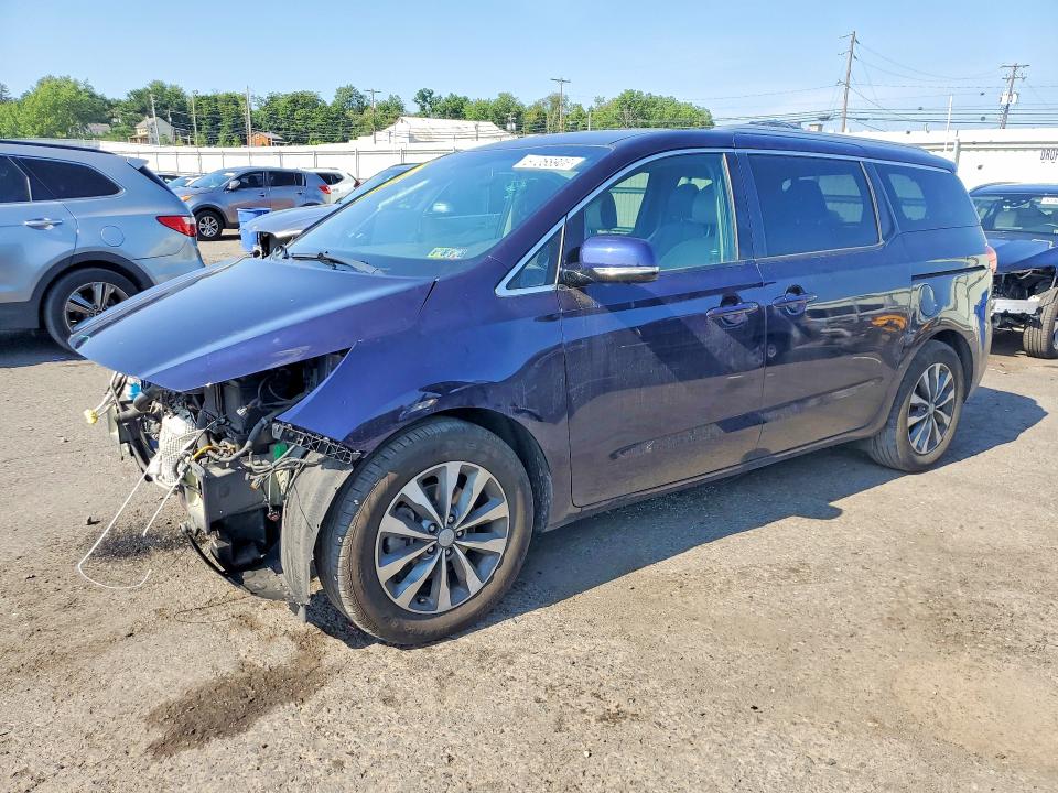 61368906 :رقم المزاد ، KNDMC5C17J6365218 vin ، 2018 Kia Sedona مزاد بيع