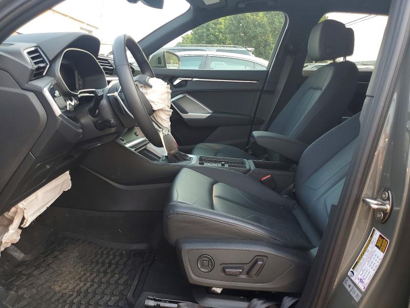 62312736 :رقم المزاد ، WA1EECF35P1117145 vin ، 2023 Audi Q3 مزاد بيع