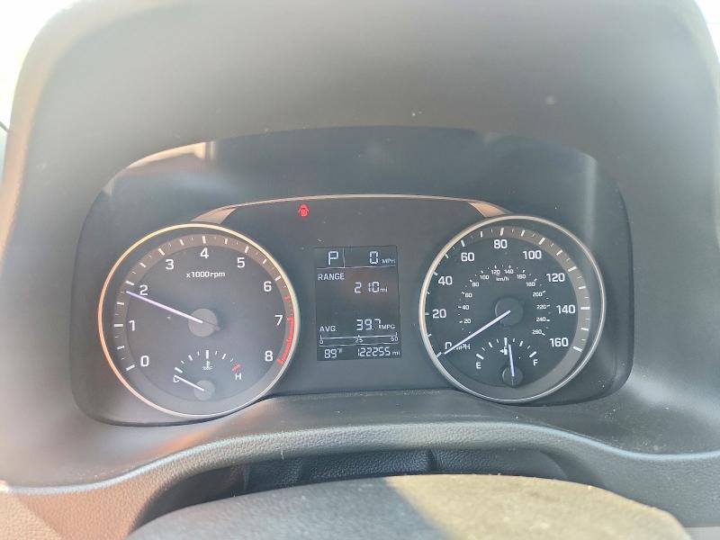 2017 Hyundai Elantra მანქანა იყიდება აუქციონზე, vin: 5NPD84LF4HH095078, აუქციონის ნომერი: 60818966