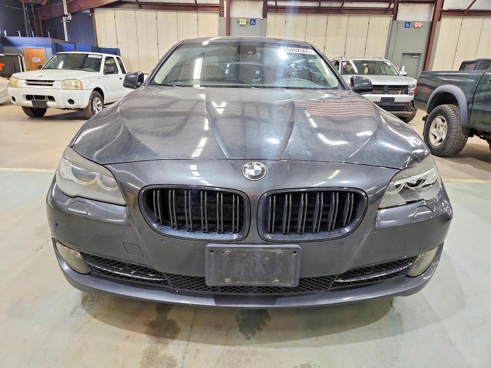 2011 Bmw 535 მანქანა იყიდება აუქციონზე, vin: WBAFU7C54BC439828, აუქციონის ნომერი: 85462505